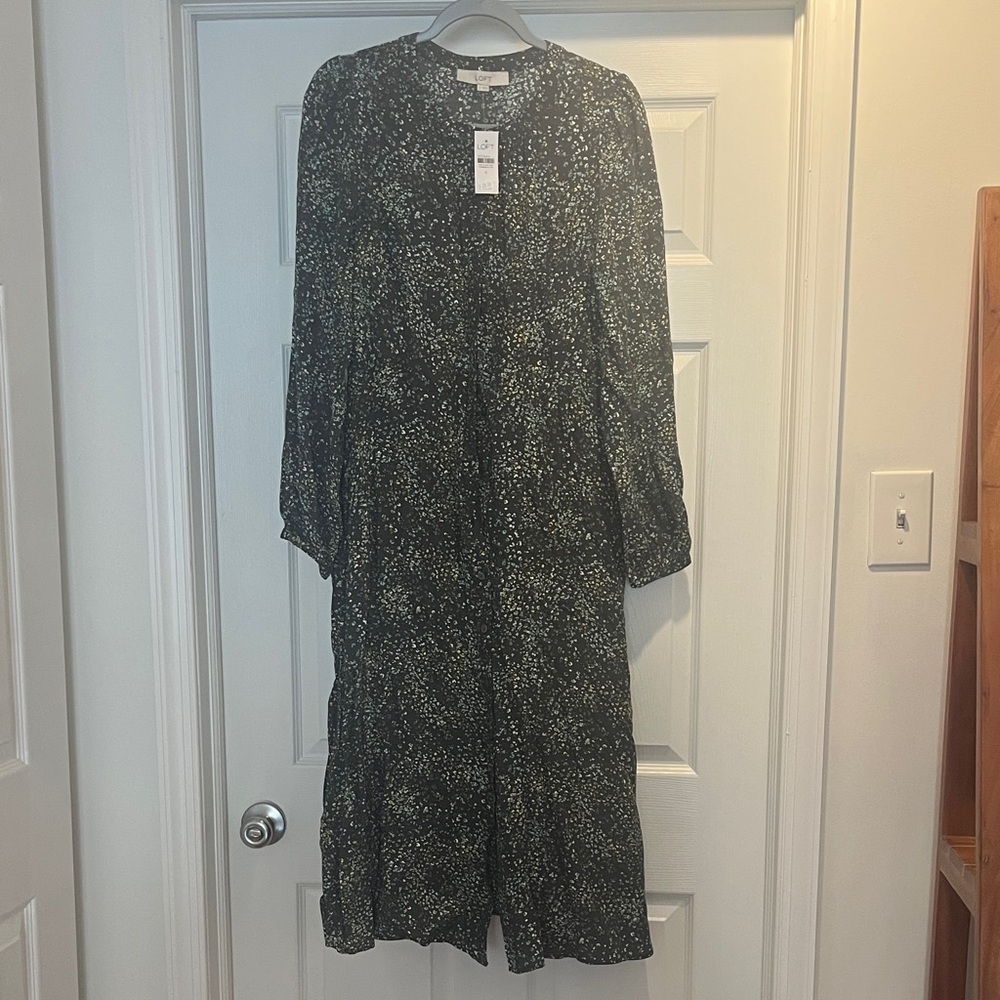 LOFT Dark Green and White Speckled Long Sleeve Dress